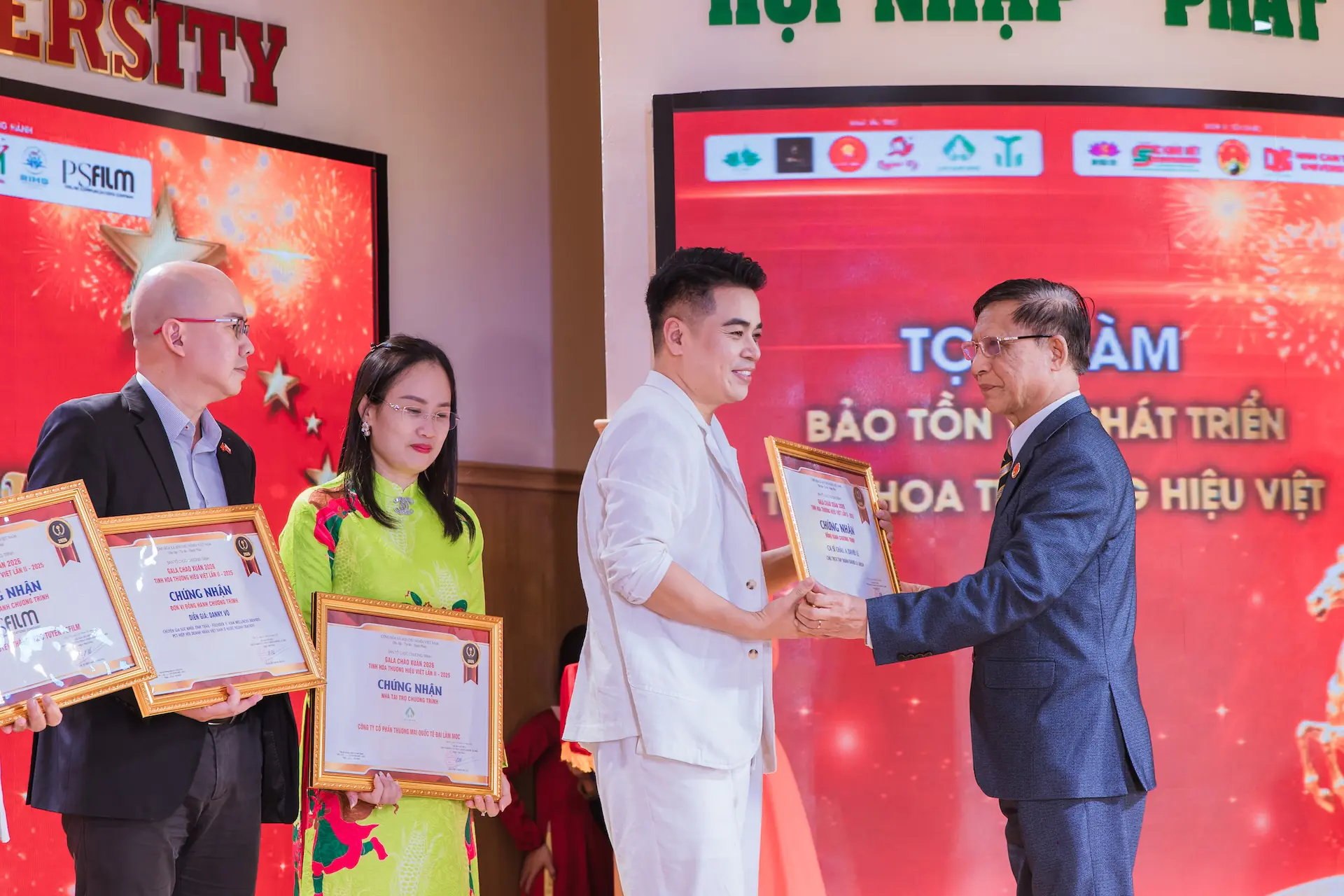 TourBizVn Tin tức online cập nhập 247